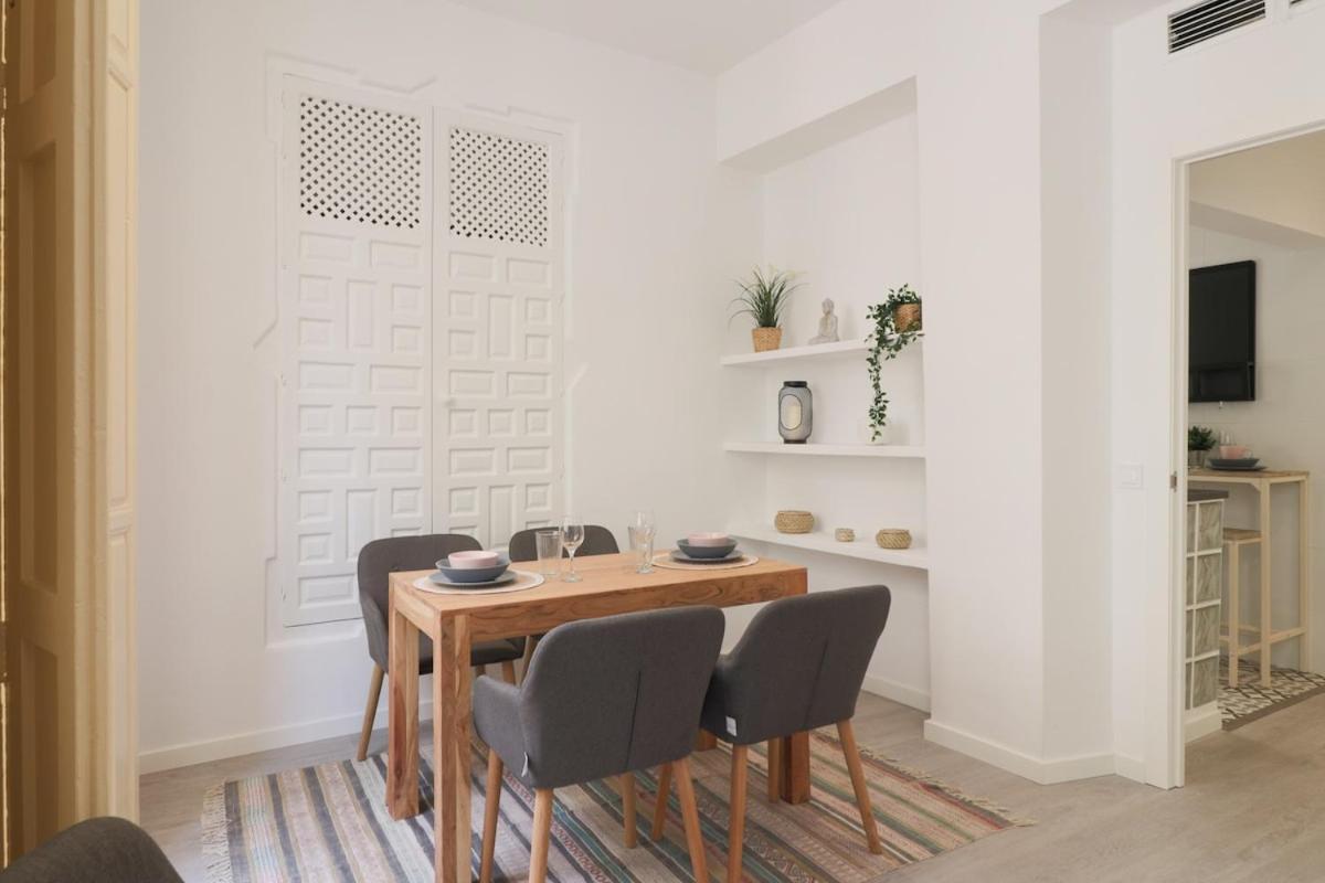 C93 - Trendy Two Bedrooms In Ollerias Málaga Esterno foto