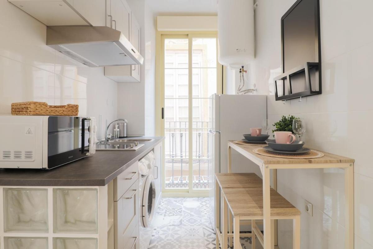 C93 - Trendy Two Bedrooms In Ollerias Málaga Esterno foto